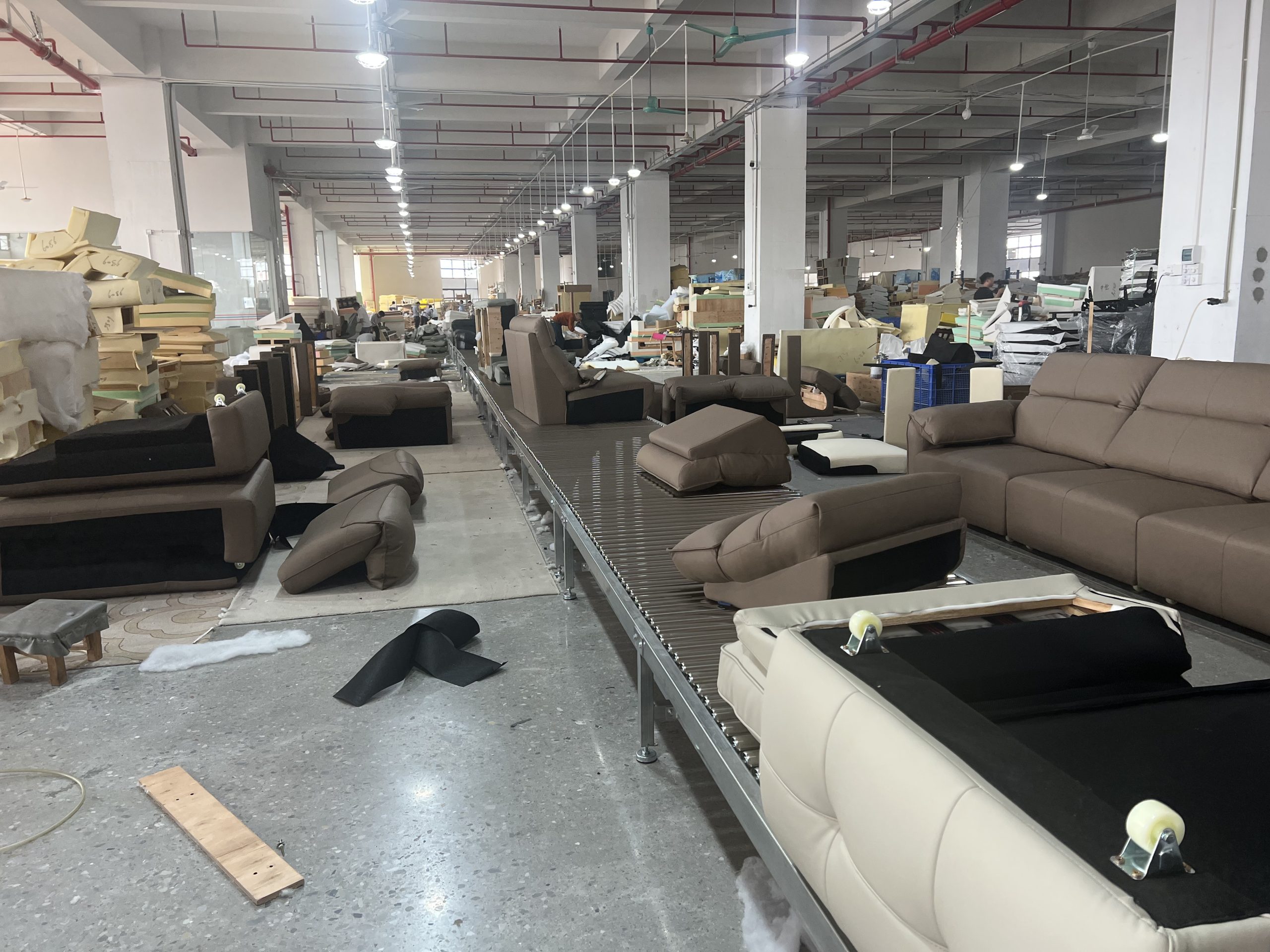 Recliner sofa function testing at QIANTONG factory